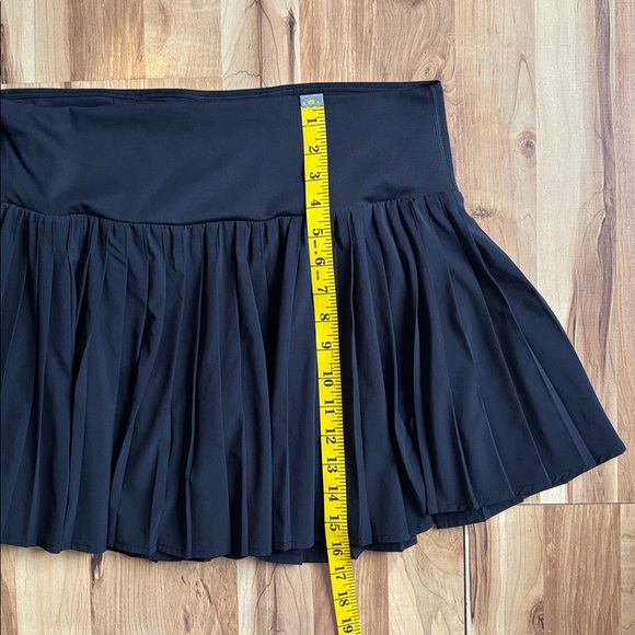 All In Motion Black Pleated Athletic Tennis Golf Skirt with shorts size large - Picture 3 of 7